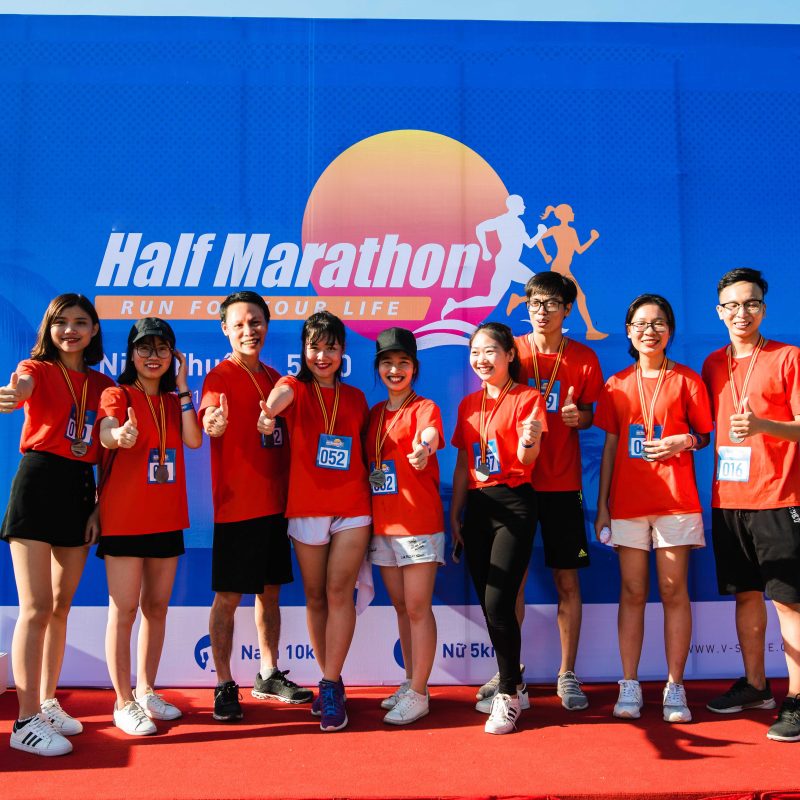 Rực lửa với Marathon 2019 và hoạt động Teambuilding của VANO